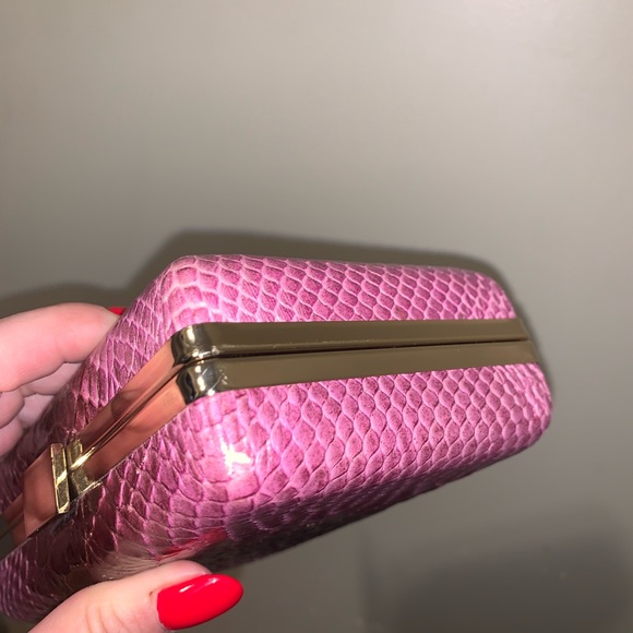 Purple leather snakeskin hard box clutch bag - Picture 5 of 5